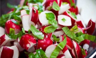 Салат из редиса