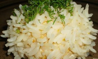 Салат с кальмарами и рисом