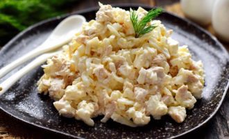 салат с куриным филе и грушами