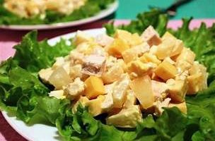 Салат из курицы Барбекю