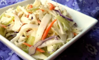 Салат из Кольраби