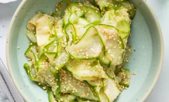 Японский салат из огурцов