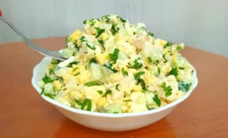 Теплый салат из цветной капусты